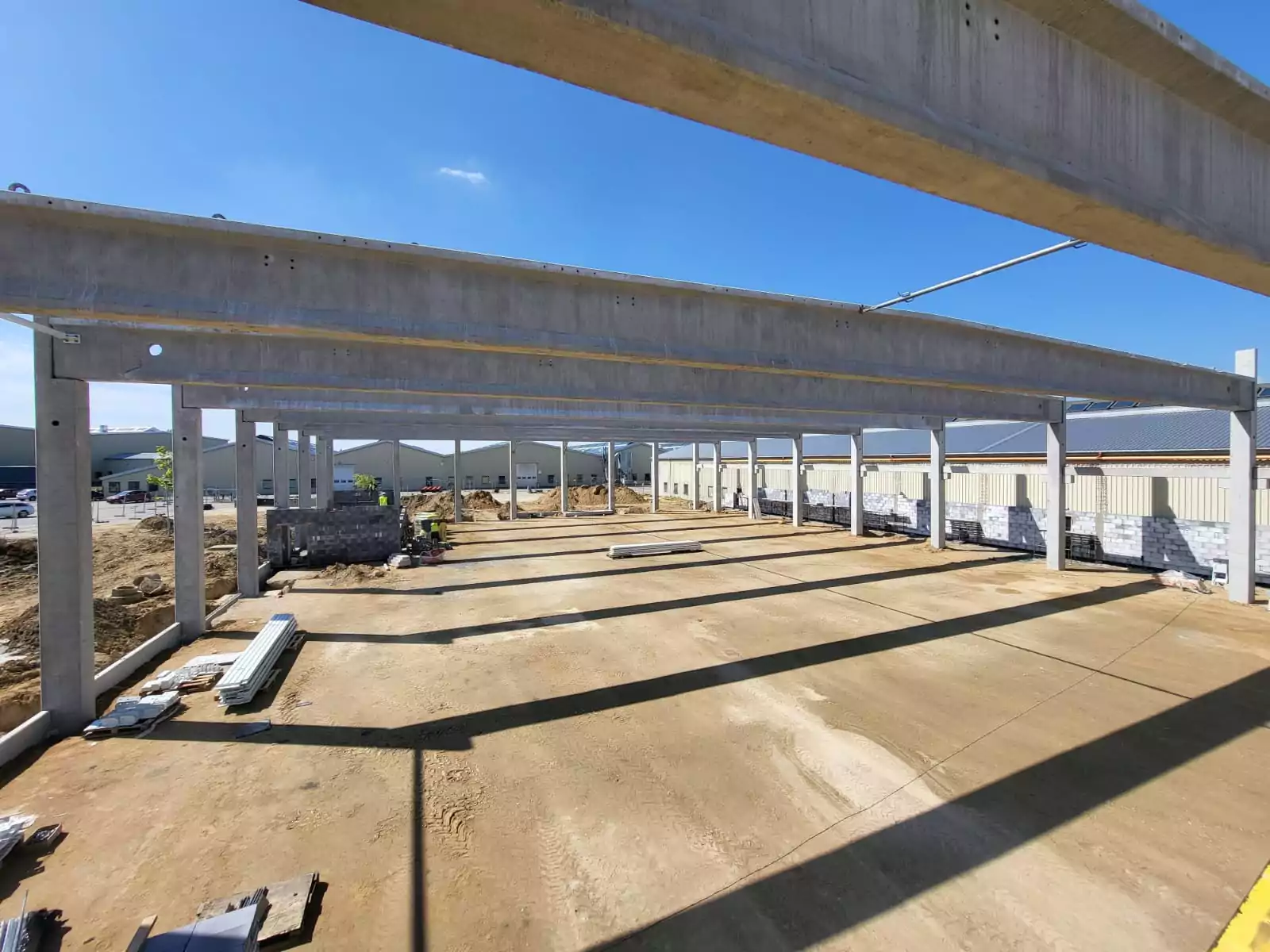 Precast floor beams for the new VELUX production hall in Gniezno